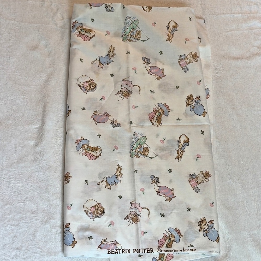 Vintage Beatrix Potter Peter Rabbit Frederick Warne Cotton Fabric 73"X45" 1992